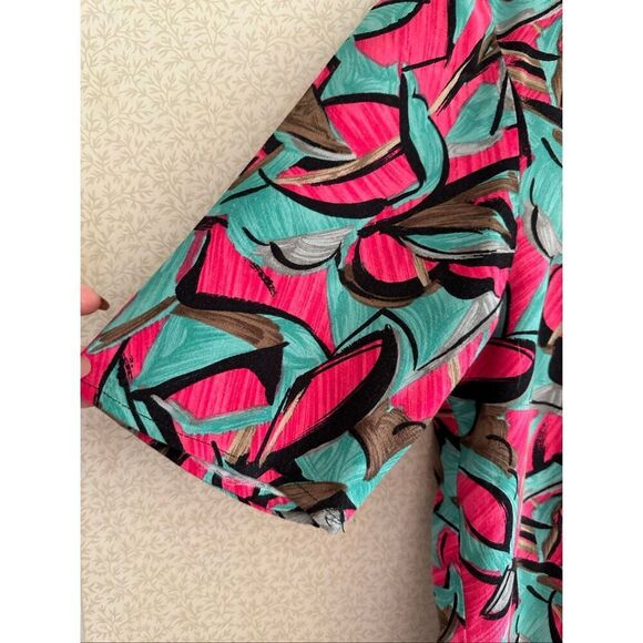 Vintage Giorgio Armani blouse. - Picture 5 of 10